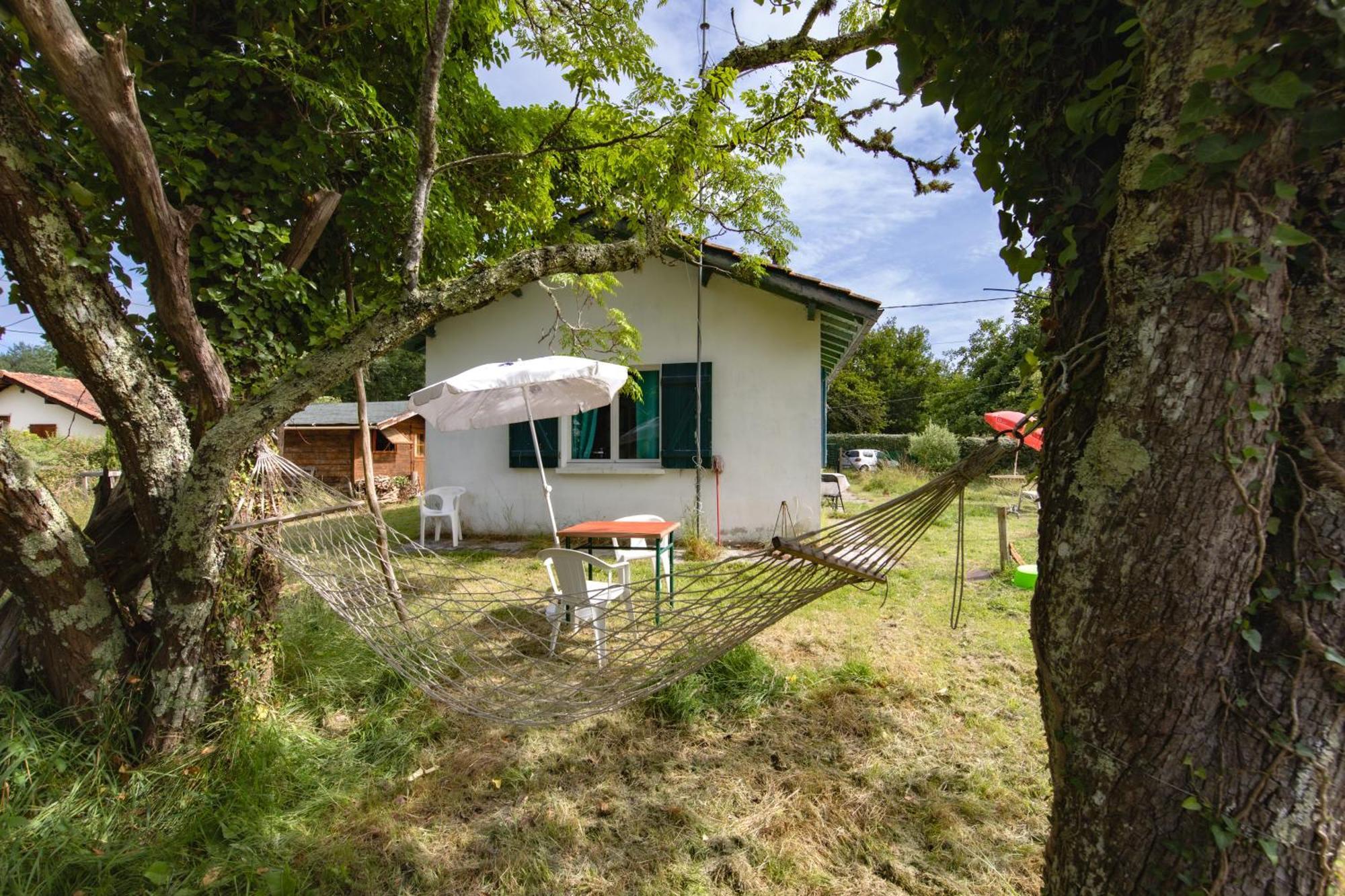 Petite Maison Rustique Et Atypique Hourtin Exterior photo