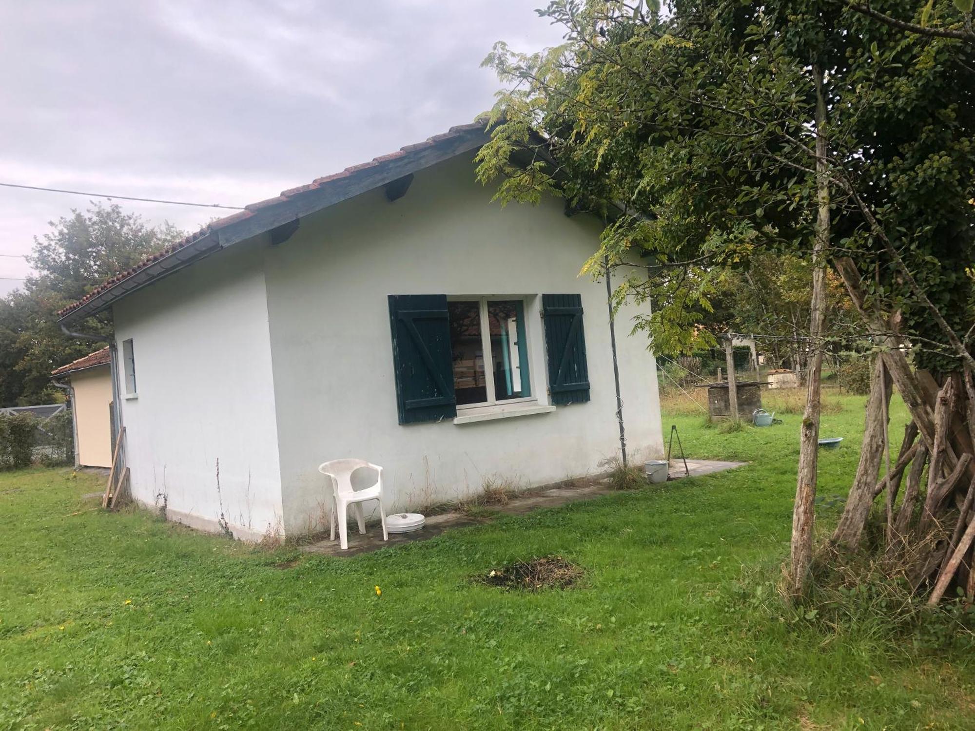 Petite Maison Rustique Et Atypique Hourtin Exterior photo